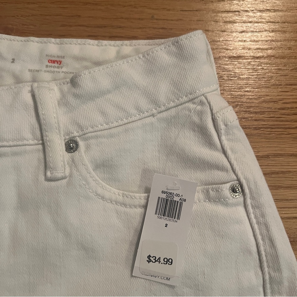 NWT Old Navy White Jean Shorts High-Rise Curvy Secret-Smooth Pockets - Picture 3 of 8